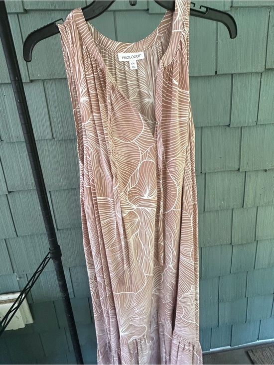 Prologue Dresses & Skirts - Prologue Sleeveless Floral Maxi Dress in Dusty Rose and Tan